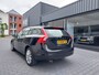 Volvo V60 1.6 D2 Momentum Dak Navi Clima Cruise PDC 17 Inch Telefoon Regensensor Origineel NL Electrisch inklabere buitenspiegels