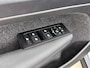 Volvo XC40 T5 Recharge R-Design | 19" | Leder / Nubuck | Trekhaak | Panoramadak | Stoel/Stuurverwarming | Getint Glas | Parkeercamera | Adaptieve Cruise | BLIS