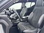 Volvo XC40 T5 Recharge R-Design | 19" | Leder / Nubuck | Trekhaak | Panoramadak | Stoel/Stuurverwarming | Getint Glas | Parkeercamera | Adaptieve Cruise | BLIS