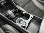 Volvo XC40 T5 Recharge R-Design | 19" | Leder / Nubuck | Trekhaak | Panoramadak | Stoel/Stuurverwarming | Getint Glas | Parkeercamera | Adaptieve Cruise | BLIS