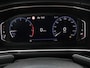 Volkswagen T-Cross 1.0 TSI R-Line 110 PK | EM | Navigatie | Apple Carplay | Parkeersensoren | Android Auto | Digital cockpit | Stoelverwarming | 18" Lichtmetalen velgen |