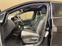 Volkswagen Golf 1.2 TSI R-Line * Panoramadak / Camera / Navigatie / Stoelverwarming / NL Auto *