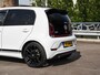 Volkswagen Up! 1.0 TSI GTI | Panoramadak | Camera | Beats Audio | Stoelverwarming | Climate control | Cruise control | 17" | Dealeronderhouden