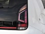 Volkswagen Up! 1.0 TSI GTI | Panoramadak | Camera | Beats Audio | Stoelverwarming | Climate control | Cruise control | 17" | Dealeronderhouden