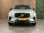 Volvo XC60 T6 AWD Recharge Plus Dark | Trekhaak | 360° Camera | All Season banden | Adaptieve Cruise Control | Stoelverwarming voor+achter | Stuurwielverwarming | Schuifdak | Pilot Assist | BLIS Dode Hoek Detectie | Elektrische voorstoelen geheugen | Lederen bekleding | Zitting verlenging voorstoelen | 19 Inch | Google Infotainment | Keyless Drive | Elektrisch bedienbare achterklep | DAB Radio | Apple Carplay/Android Auto | Draadloos telefoon opladen | Volvo On Call met mobiele App functie | Silver Dawn Metallic |
