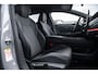 Volkswagen ID.7 Tourer Pro Limited 286pk | Trekhaak | Stuur & Stoelverwarming | 19" | Camera