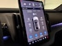 Volvo EX30 Single Motor Plus 51 kWh | 98% SoH | Trekhaak | Stoel en Stuurwielverwarming | Adaptieve Cruise Control | Harman Kardon | Parkeercamera | Pilot Assist | BLIS Dode Hoek Detectie  | 18 Inch | Keyless Drive | Parkeersensoren voor+achter | Google Infotainment | Elektrisch bedienbare achterklep | Electronic Climate Control 2-Zone | Indigo - Textiel / Nordico bekleding | Warmtepomp | DAB Radio | Apple Carplay/Android auto | Volvo On Call met mobiele App functie | Vapour Grey Metallic |