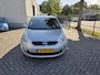 Kia Venga 1.6 CVVT Anniversary uitvoering automaat camera /navigatie 1e eigenaar !!