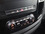 Mercedes-Benz Vito 114 CDI | Aut. | L2 Lang | LM Velgen | Trekhaak | LED Koplampen | 3-zits | Parkeercamera | Navigatie | Climate Control | Certified