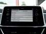Volkswagen T-Roc 1.5 TSI Style | Navigatie | Camera | Schuif/Kanteldak | DAB | Climate Control | LED Koplampen |