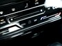 Volkswagen T-Roc 1.5 TSI Style | Navigatie | Camera | Schuif/Kanteldak | DAB | Climate Control | LED Koplampen |