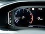 Volkswagen T-Roc 1.5 TSI Style | Navigatie | Camera | Schuif/Kanteldak | DAB | Climate Control | LED Koplampen |