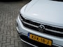Volkswagen T-Roc 1.5 TSI Style | Navigatie | Camera | Schuif/Kanteldak | DAB | Climate Control | LED Koplampen |