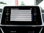 Volkswagen T-Roc 1.5 TSI Style | Navigatie | Camera | Schuif/Kanteldak | DAB | Climate Control | LED Koplampen |
