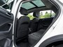 Volkswagen T-Roc 1.5 TSI Style | Navigatie | Camera | Schuif/Kanteldak | DAB | Climate Control | LED Koplampen |
