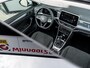 Volkswagen T-Roc 1.5 TSI Style | Navigatie | Camera | Schuif/Kanteldak | DAB | Climate Control | LED Koplampen |