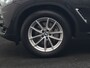BMW X3 xDrive30e Advantage PHEV 293pk Dealer O.H. | Panodak | Adaptive Cruise | Camera | Harman / Kardon | Sportstoelen Verwarmd | Sfeerverlichting | Blis | Apple Carplay | Navigatie | DAB | Plug In Hybrid |