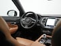 Volvo XC90 T8 AWD Plus Dark 7 Persoons LONG RANGE PHEV 455pk Dealer O.H. | Trekhaak Af Fabriek | Luchtvering | Panodak | Adaptive Cruise | 360 Camera | Harman / Kardon | Lederen Sportstoelen Memory & Ventilatie | Stuur Verwarmd | Keyless | Blis | 20"L.M | Plug In Hybrid |