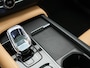 Volvo XC90 T8 AWD Plus Dark 7 Persoons LONG RANGE PHEV 455pk Dealer O.H. | Trekhaak Af Fabriek | Luchtvering | Panodak | Adaptive Cruise | 360 Camera | Harman / Kardon | Lederen Sportstoelen Memory & Ventilatie | Stuur Verwarmd | Keyless | Blis | 20"L.M | Plug In Hybrid |