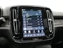 Volvo XC40 Recharge Ultimate 69 kWh 231pk Dealer O.H. | Panodak | Adaptive Cruise | Warmtepomp | 360 Camera | Harman / Kardon | Alcantara Sportstoelen Memory & Verwarmd | Stuur Verwarmd | Keyless | Blis | Apple Carplay | Google Assistent |