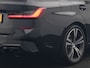 BMW 3-Serie Touring 330e M Sport PHEV 293pk Dealer O.H. | Trekhaak Af Fabriek | Adaptive Cruise | Head Up | 360 Camera | Adaptief Onderstel | Alcantara Sportstoelen & Stuur Verwarmd | Laser LED | Sfeerverlichting | Keyless | Blis | Apple Carplay | Plug In Hybrid |