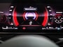 Mercedes-Benz C-klasse 300e AMG Line | Panoramaschuifdak | Night | Premium pakket | Winter pakket | Augmented Reality Navigation