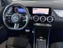 Mercedes-Benz GLA 180 AMG Line | Panoramaschuifdak | Night| Achteruitrijcamera | Dodehoekassistent |