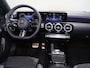 Mercedes-Benz A-klasse 180 Star Edition AMG Line | Panoramaschuifdak | Night | Multibeam LED | DISTRONIC | Dodehoekassistent