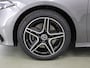 Mercedes-Benz A-klasse 250e Business Solution AMG | Panoramaschuifdak | Stoelverwarming | Achteruitrijcamera | MULTIBEAM LED |