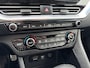 Kia Niro Hybrid 1.6 GDi DynamicPlusLine Dodehoeksensor, Stoel/Stuurverwarming, Adaptieve Cruise Control, Lichtmetalen Velgen, Enz...