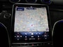 Mercedes-Benz C-klasse 300e Business Solution AMG | Panoramaschuifdak | Nightpakket | Digital Light | 19" LM velgen | Dodehoekassistent | 360° camera | Stoelverwarming | Sfeerverlichting |