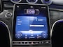 Mercedes-Benz C-klasse 300e Business Solution AMG | Panoramaschuifdak | Nightpakket | Digital Light | 19" LM velgen | Dodehoekassistent | 360° camera | Stoelverwarming | Sfeerverlichting |