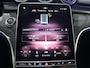 Mercedes-Benz C-klasse 300e Business Solution AMG | Panoramaschuifdak | Nightpakket | Digital Light | 19" LM velgen | Dodehoekassistent | 360° camera | Stoelverwarming | Sfeerverlichting |