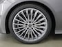 Mercedes-Benz CLA 180 Business Solution AMG | Panoramaschuifdak | Premium Plus-pakket | Winterpakket | Techniek-pakket | Burmester | Trekhaak | Head-up display |
