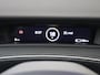 Volkswagen ID.7 Tourer Pro Limited Edition | Achterbank in ongelijke delen neerklapbaar incl. middenarmsteun en doorlaadmogelijkheid | Afstandscontrolesysteem (Front Assist), met voetgangers- en fietsersherkenning | Airconditioning automatisch, 2-zone (Climatronic)