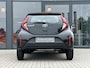 Toyota Aygo X 1.0 VVT-i MT 72pk Play | C.C. | Cam. | 17" LMV | 1e eig. | Carplay | Nieuwstaat! | NL Auto |
