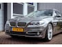 BMW 5-Serie Touring 520i Luxury Line|Pano|Memory|Virtual|Camera|Comfortstoelen