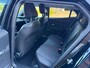 Peugeot 2008 1.2 PureTech Allure / DISTRIBUTIERIEM NIEUW / Apple CarPlay-Android / Stoelverwarming / ALL-Season / 1e Eigenaar