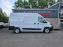 Fiat Ducato 30 2.2 MultiJet L2H2 Trekhaak! Camera! Carplay! Dealer Onderhouden! Airco/Clima! Cruise Control!