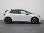 Volkswagen ID.3 First Plus 58 kWh | CAMERA | ADAPTIVE | STOEL- EN STUURVERW.