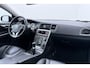 Volvo V60 1.6 T3 Momentum | Bi-Xenon | Panoramadak | Leder | Stoelverwarming | PDC V+A
