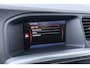 Volvo V60 1.6 T3 Momentum | Bi-Xenon | Panoramadak | Leder | Stoelverwarming | PDC V+A