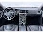 Volvo V60 1.6 T3 Momentum | Bi-Xenon | Panoramadak | Leder | Stoelverwarming | PDC V+A