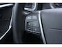 Volvo V60 1.6 T3 Momentum | Bi-Xenon | Panoramadak | Leder | Stoelverwarming | PDC V+A
