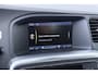 Volvo V60 1.6 T3 Momentum | Bi-Xenon | Panoramadak | Leder | Stoelverwarming | PDC V+A