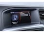 Volvo V60 1.6 T3 Momentum | Bi-Xenon | Panoramadak | Leder | Stoelverwarming | PDC V+A