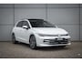 Volkswagen Golf 1.5 eHybrid 204pk DSG Style Edition | Panoramadak | Trekhaak | Head-up