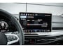Volkswagen Golf 1.5 eHybrid 204pk DSG Style Edition | Panoramadak | Trekhaak | Head-up