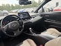 Toyota C-HR / C-HR+ 1.8 Hybrid Bi-Tone Limted Automaat | Cruise control adaptief | CarPlay | PDC V+A | Achteruitrijcamera | Stoelverwarming |