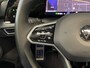 Volkswagen Golf Variant 1.5 eTSI R-Line Business+ | Apple Carplay | IQ light | Panorama dak | Adaptive Cruise Control | Rijmodus Regeling | Stoelverwarming |